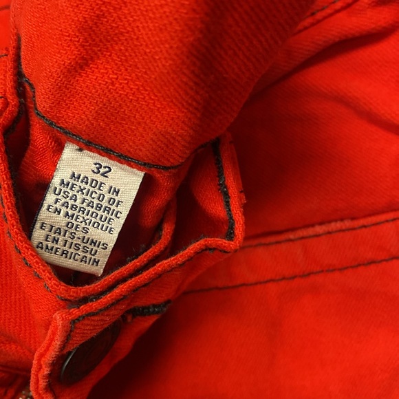 red mens true religion distressed jeans straight leg with flap pockets - Picture 6 of 6